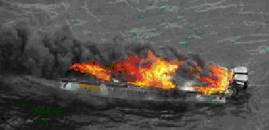 Powerboat P1 - lo scafo 57 si incendia